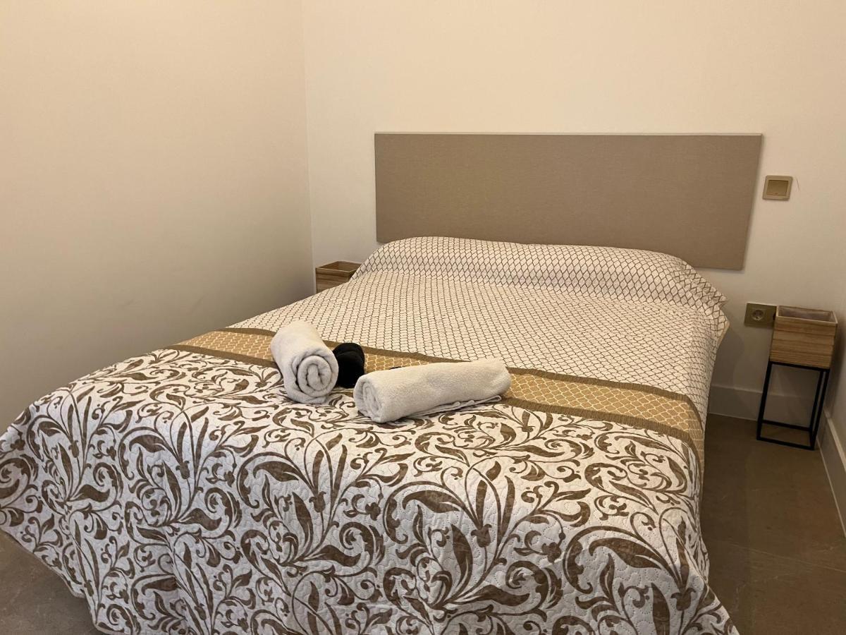 Loft4 Luxury Vacation Deluxe Plaza Mayor Madrid Eksteriør billede